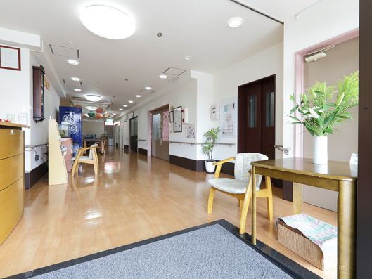 見通しのきく廊下